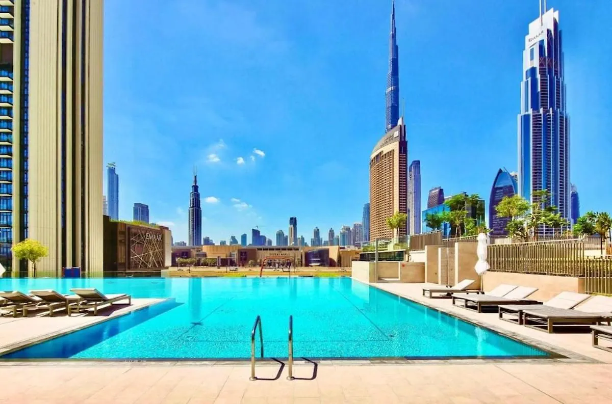 ドバイ3 Bdr Downtown Views II With Burj Khalifa Viewsアパートメント アパート ドバイ