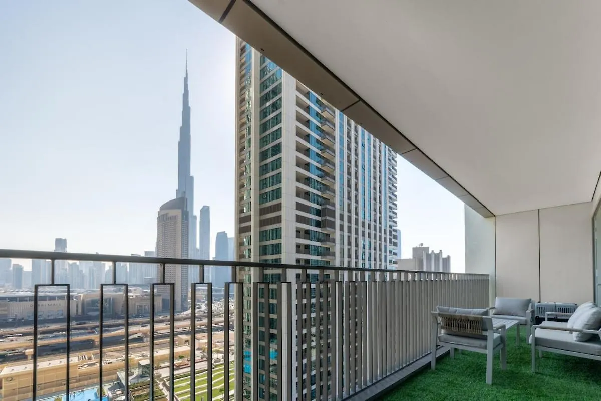 ドバイ3 Bdr Downtown Views II With Burj Khalifa Viewsアパートメント アパート